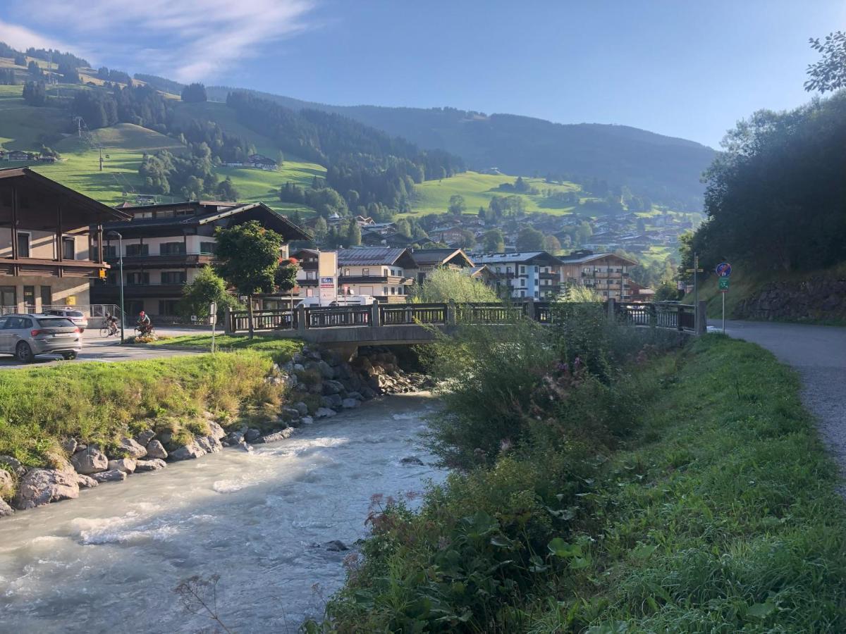 Hotel Herzblut - Joker Card Included In Summer Saalbach-Hinterglemm Exterior photo