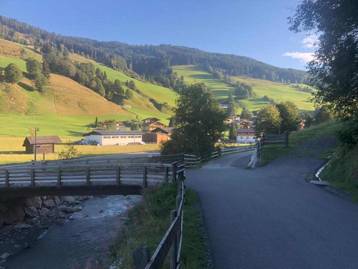 Hotel Herzblut - Joker Card Included In Summer Saalbach-Hinterglemm Exterior photo